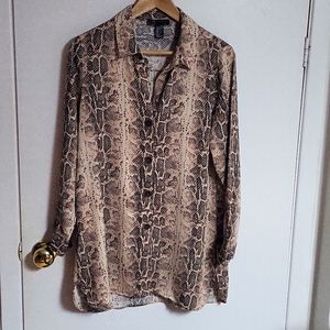 Snake print women's to by Street wear Society,black &beige color Size Small